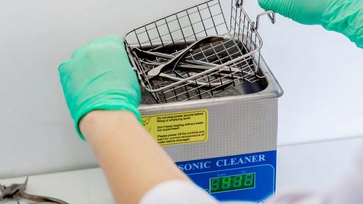 ultrasonic cleaner